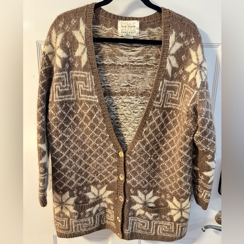 Vintage Handknit Fair Isle Cardigan Abalone Button Up Sweater Grandpa Grannycore - Picture 1 of 12